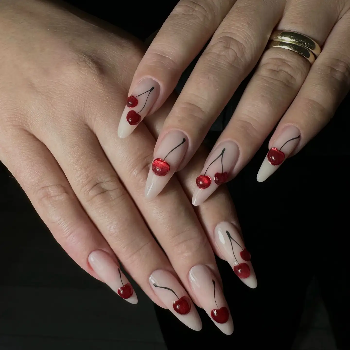 Chọn mẫu nail đẹp phù hợp cho làn da tay đen