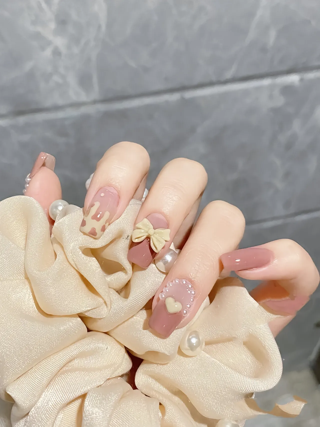 nail đính nơ tinh tế
