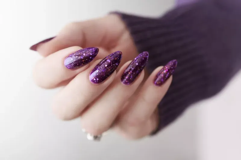 Nail màu tím may mắn cho mệnh Hỏa