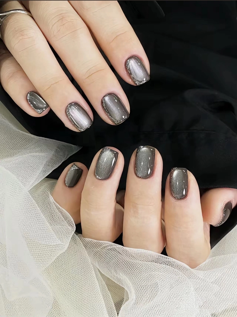 Nail mắt mèo đen huyền bí