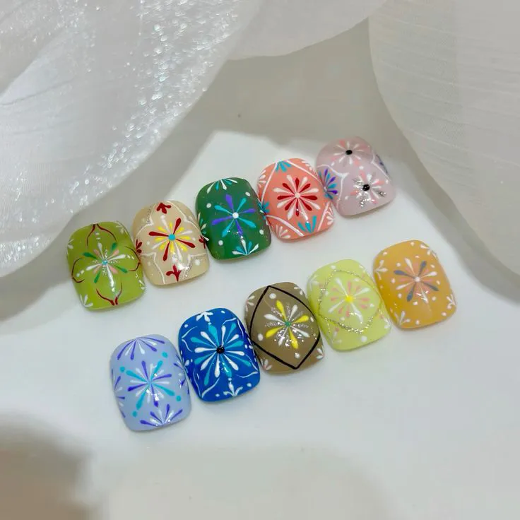 Nail thổ cẩm ấn tượng