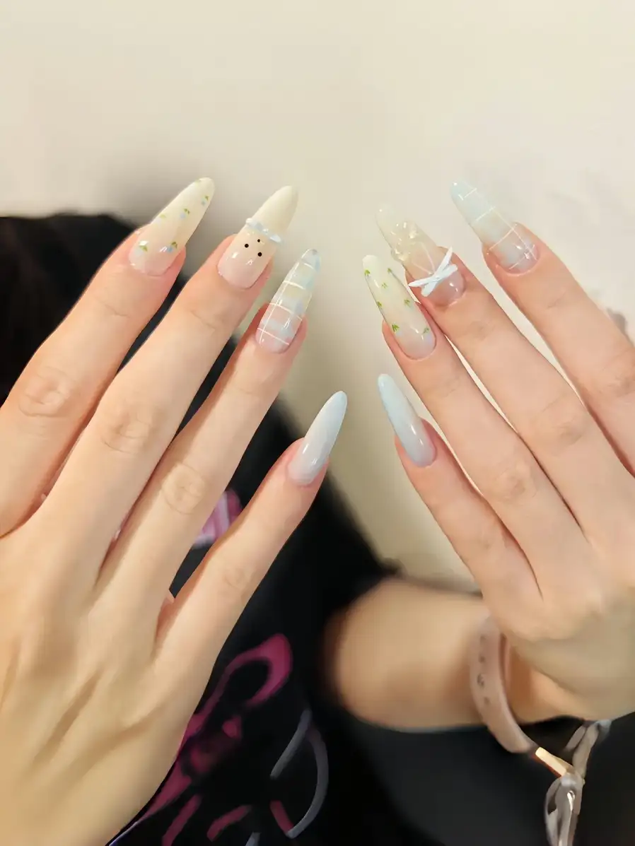 mẫu nail tròn nhọn dễ thương