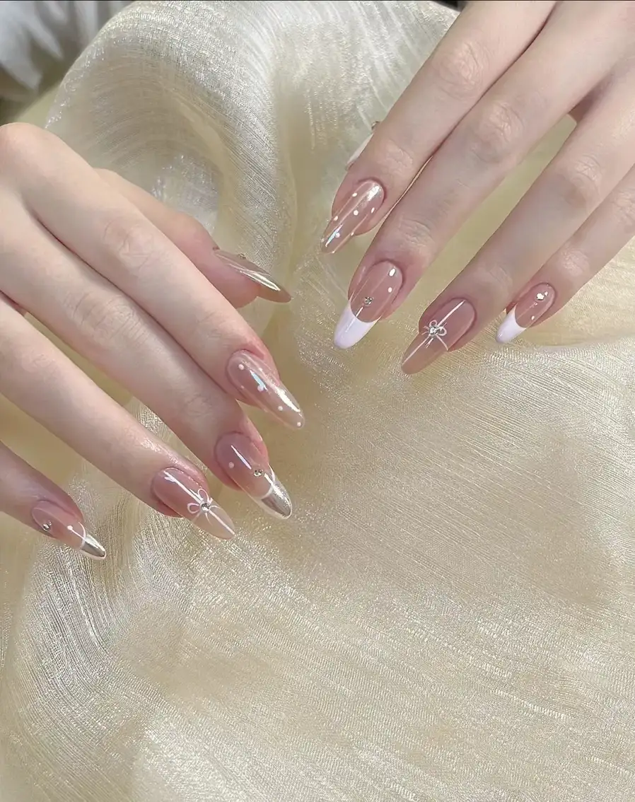mẫu nail móng nhọn tròn đẹp nhất