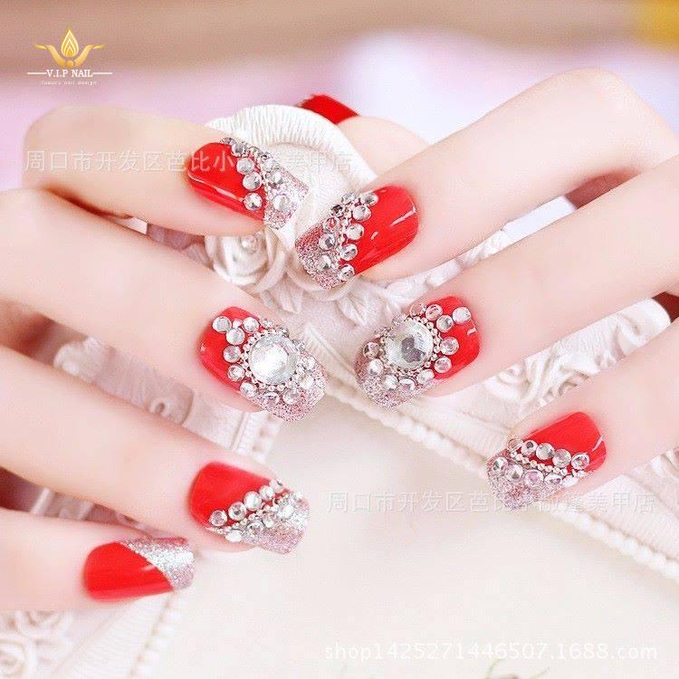 Sơn móng làm đẹp cho bộ móng - baogiadinh.vn