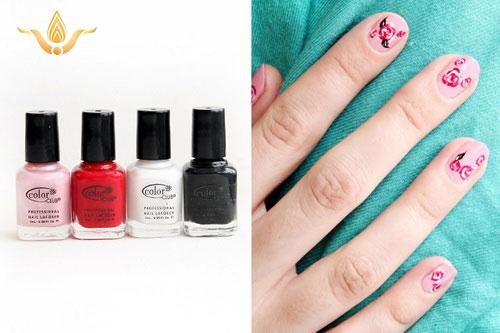 học vẽ móng tay ngọt ngào đón Valentine; - baogiadinh.vn
