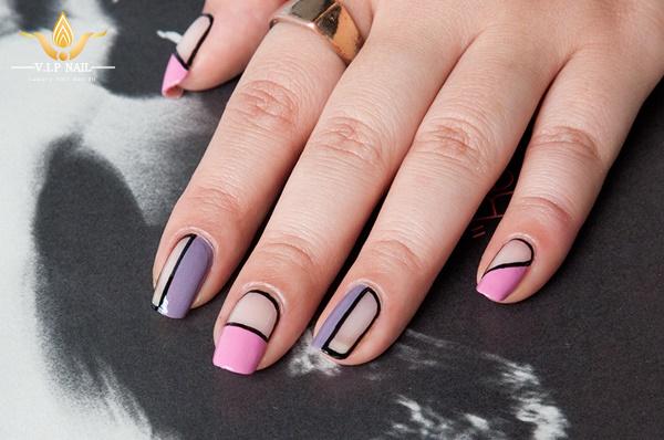Hướng dẫn học vẽ nail khỏang trống sành điệu; - baogiadinh.vn