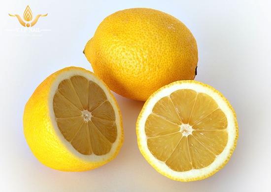 Mách bạn cách khắc phục móng tay khô dễ gãy; - baogiadinh.vn