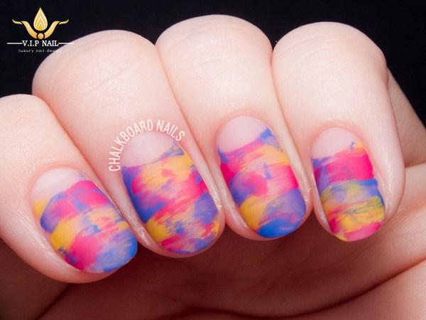 Giới trẻ phát sốt với mẫu móng Negative Space thời thượng; - baogiadinh.vn