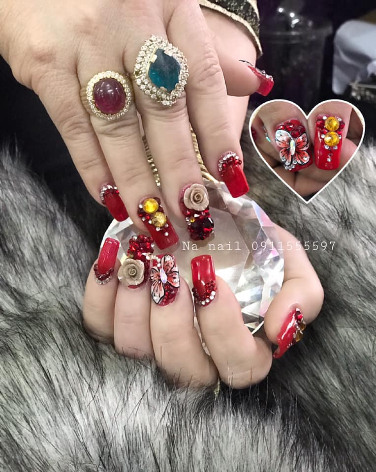 Na Nail