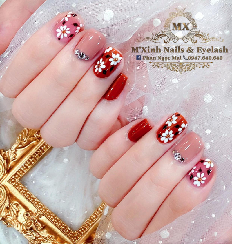 M'xinh Nails
