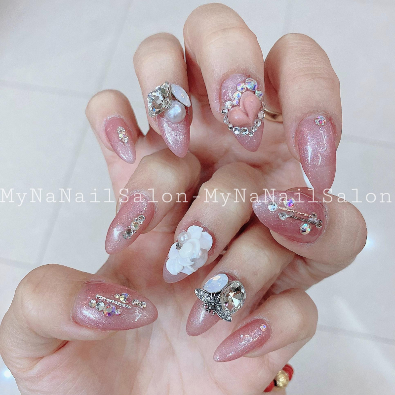 MyNa Nail Salon.