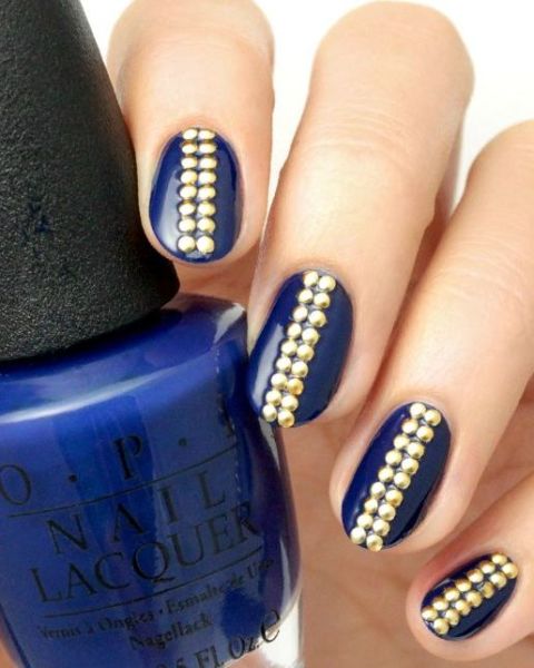 gallery-1441312598-navy-blue-studded-manicure - lamnails.Net