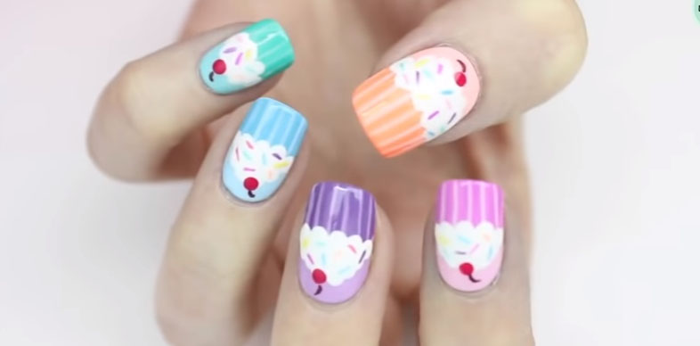 Hướng Dẫn Vẽ Nail: Những Chiếc Bánh Đáng Yêu