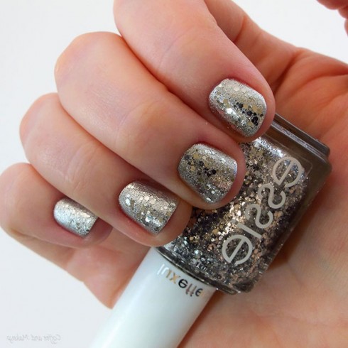 notd-sparkly-silver-holiday-nails-54388d7fcd119-490x490 - lamnails.Net