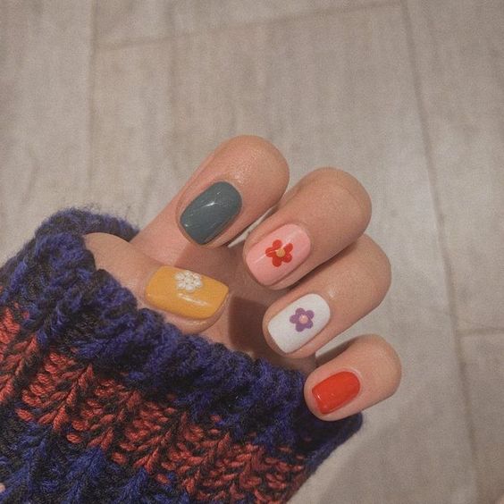 Mẫu nail đẹp với hình vẽ 