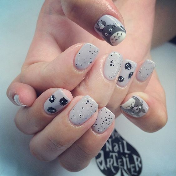 Mẫu nail hoạt hình vui nhộn 