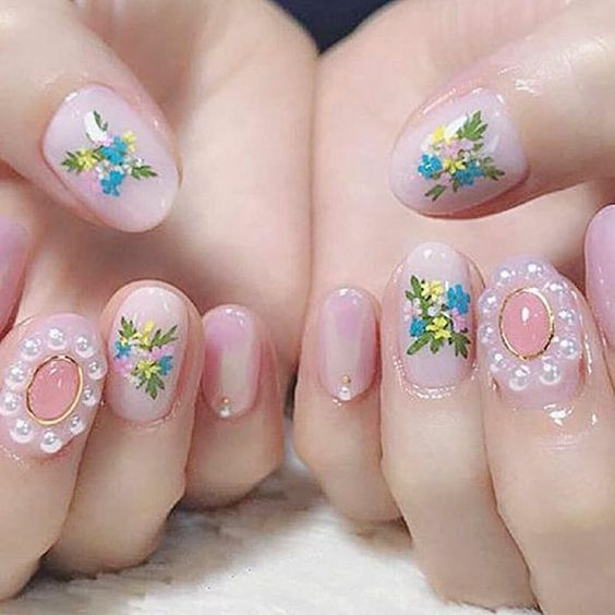 Mẫu nail phong cách Nhật Bản thời thượng 2