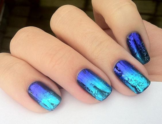 Mẫu nail Galaxy xanh ngọc trai hình 2