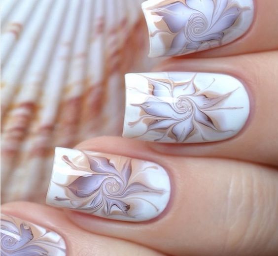 Mẫu nail vẽ 3D lạ mắt