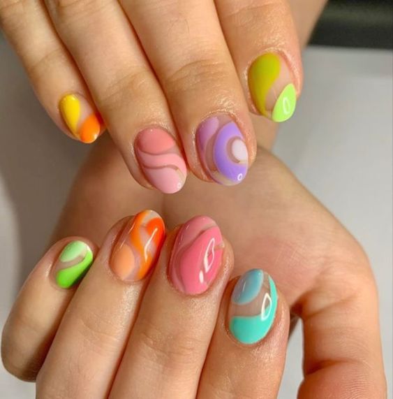 Mẫu nail tông màu phong cách Nhật Bản 