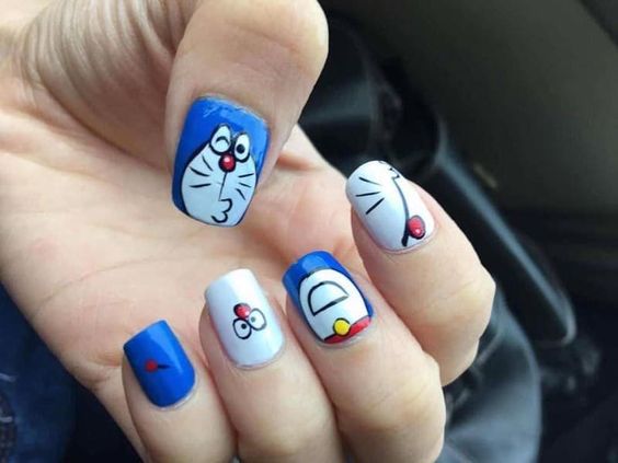 Mẫu nail hoạt hình Doraemon