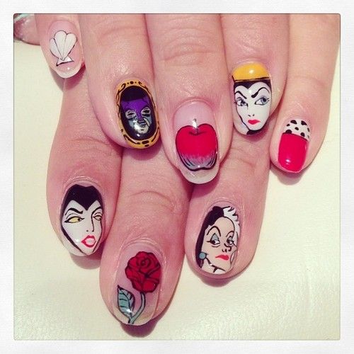 Mẫu nail Bạch Tuyết ấn tượng