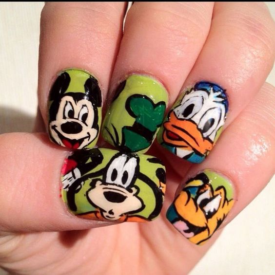 Mẫu nail Vit Donald Duck 