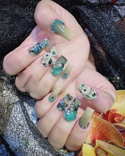 mẫu nail hoa văn vẽ 3D nổi bật