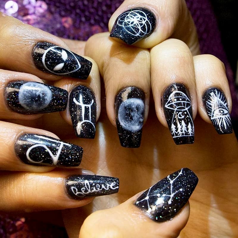 Mẫu nail Galaxy độc đáo