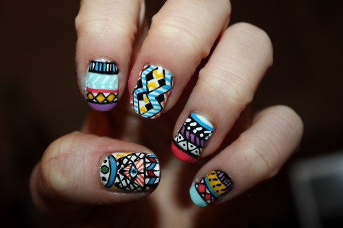 mẫu nail độc đáo thổ cẩm 
