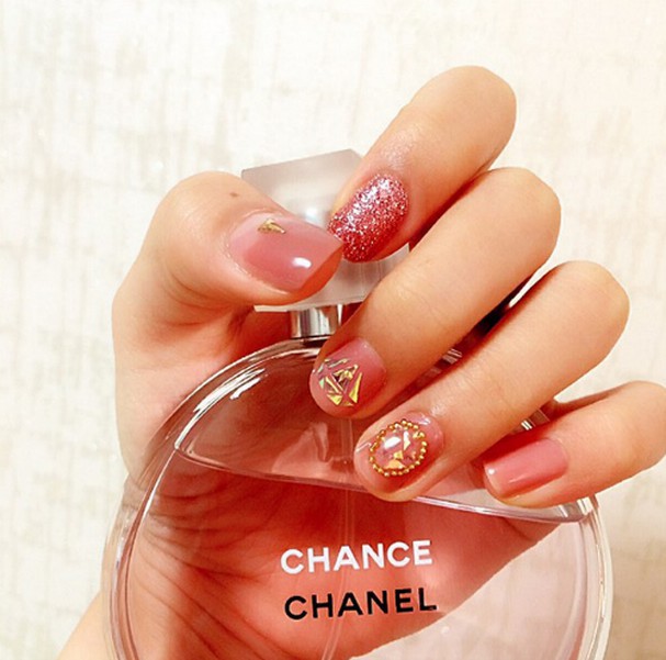 Mẫu nail thủy tinh xinh xắn