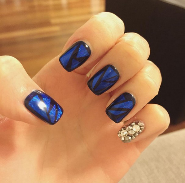 Mẫu nail thủy tinh lộng lẫy