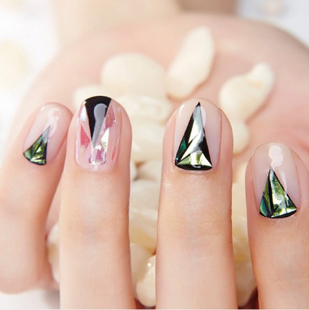 Mẫu nail thủy tinh khá lung linh