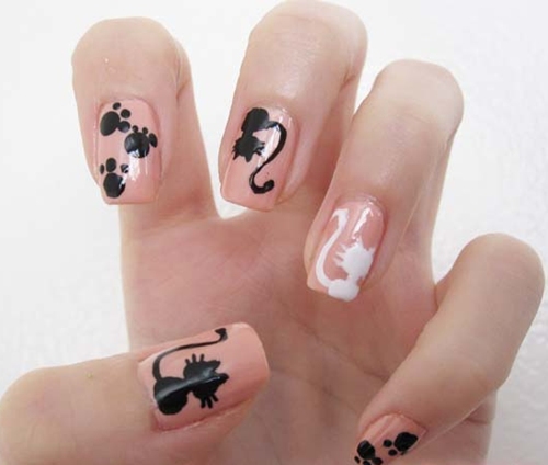 Mẫu nail hình mèo ấn tượng 