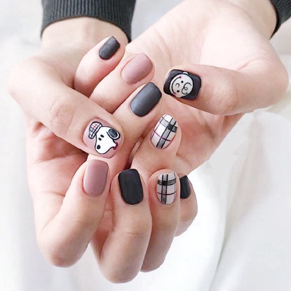 Mẫu nail chú chó phối trông ngộ nghĩnh
