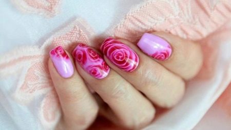 Vẽ nail hoa hồng xinh xắn