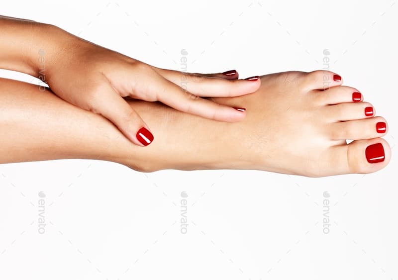 Mẫu nail chân đẹp cho da ngăm đen đẹp không quá cầu kỳ