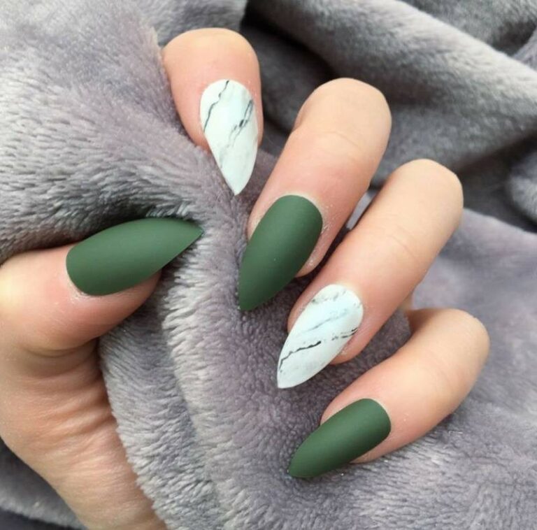 Mẫu nail xanh rêu móng tay dài kết hợp màu trắng vân đá