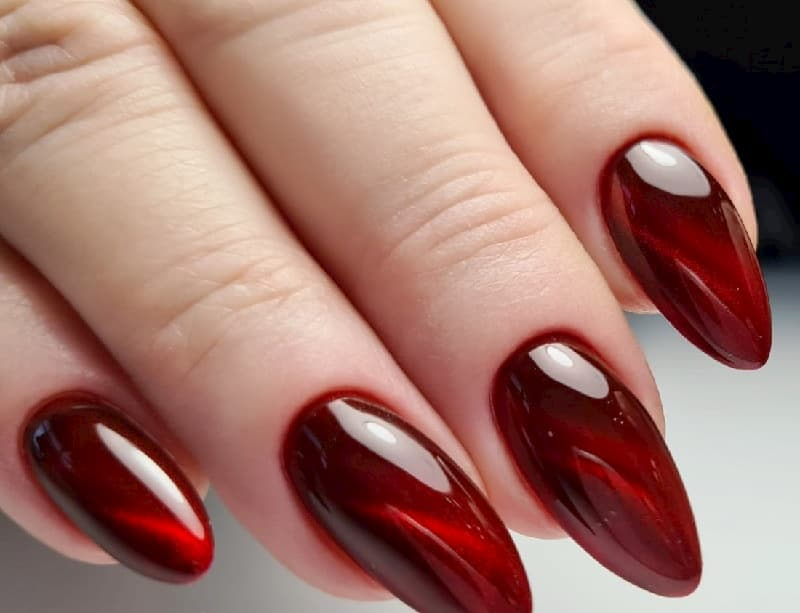Mẫu nail mắt mèo đỏ sang trọng