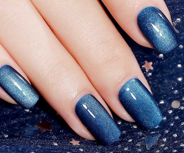 mẫu nail mắt mèo tông xanh quyền lực 