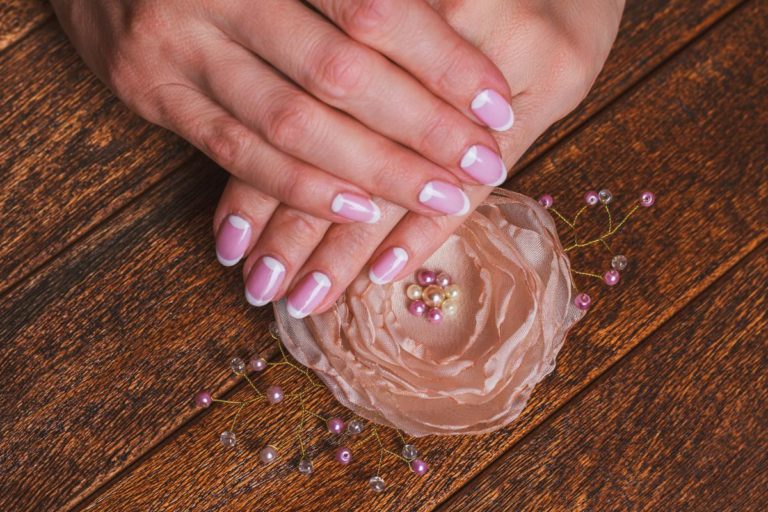Mẫu nail Nhật Bản kiểu vẽ trang nhã