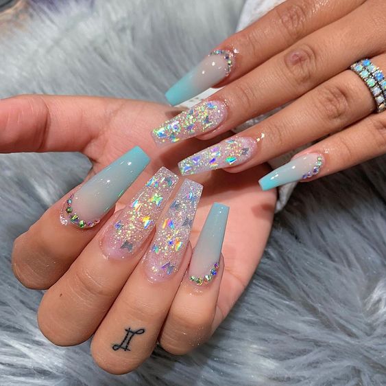 mẫu nail móng tay dài ấn tượng