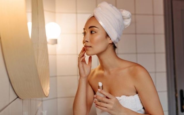 Tìm hiểu sự khác nhau về chăm sóc toàn thân và chăm sóc da mặt