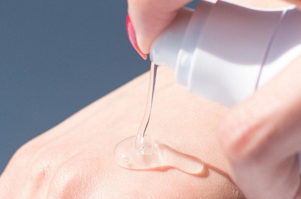 Tác dụng của gel rửa mặt khi chăm sóc da mặt là gì?