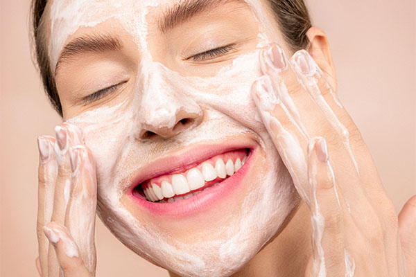 Tuyển tập cách chăm sóc da mặt không bị đen sạm nhờ kem chống nắng da mặt