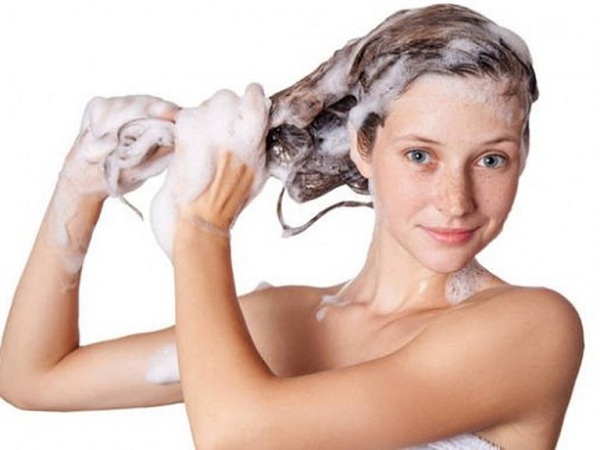 Tổng hợp cách chăm sóc tóc với dầu xả mà chị em gái nên biết