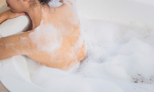Sữa tắm chăm sóc cơ thể