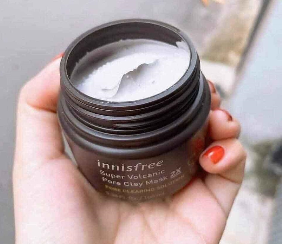 Chăm sóc da mặt: Lợi ích khi dùng mặt nạ ngủ INNISFREE đất sét