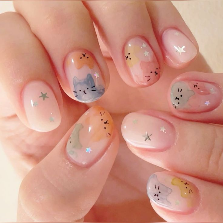 Mẫu nail tôn da 2024-2025 cách điệu 