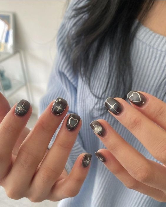Review những xu hướng nail mới 2024 bạn có thể tham khảo